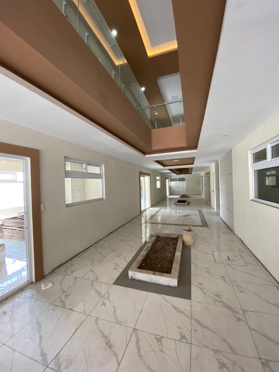 Plaza Comercial - Espacios comerciales